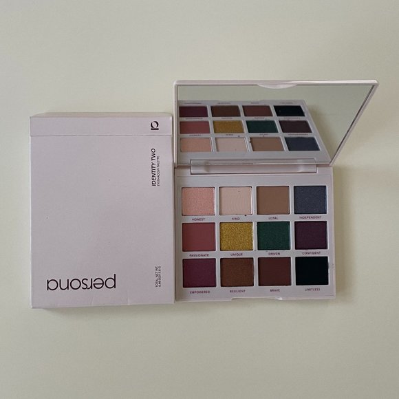 Persona IDENTITY TWO Eyeshadow Palette 13.8g New - Picture 2 of 4